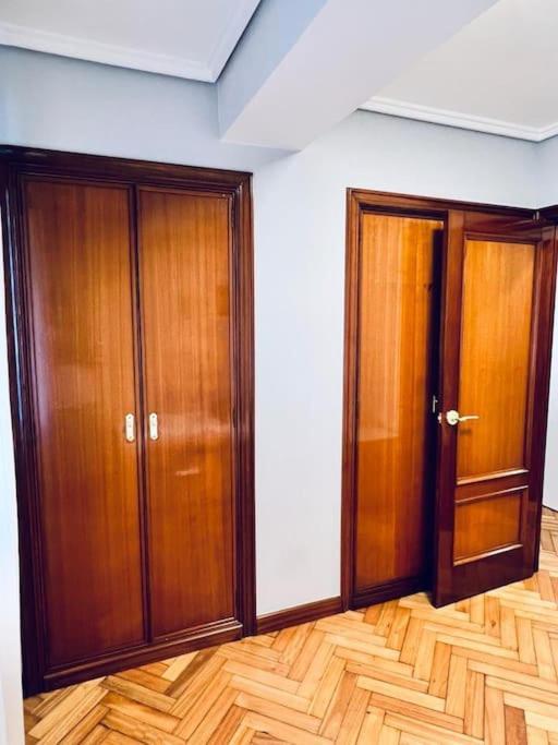 Apartamento En El Centro De Vigo 2 Habitaciones Ngoại thất bức ảnh